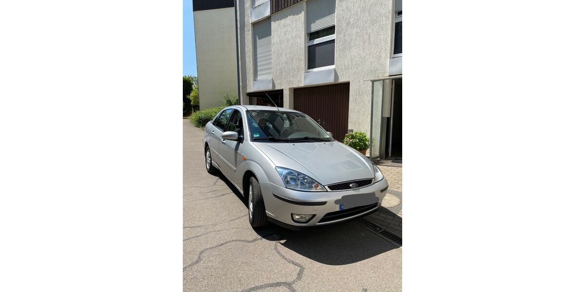 Ford Focus 125.000 km 2.900 &euro; Holzgerlingen 71088
