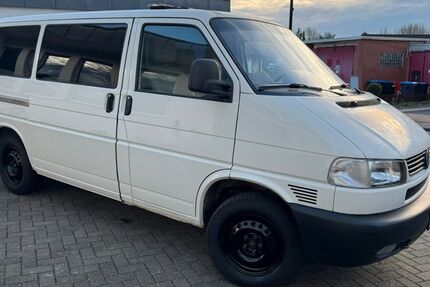 VW T4 Caravelle 156.000 km 9.690 &euro; Selfkant-Süsterseel 52538