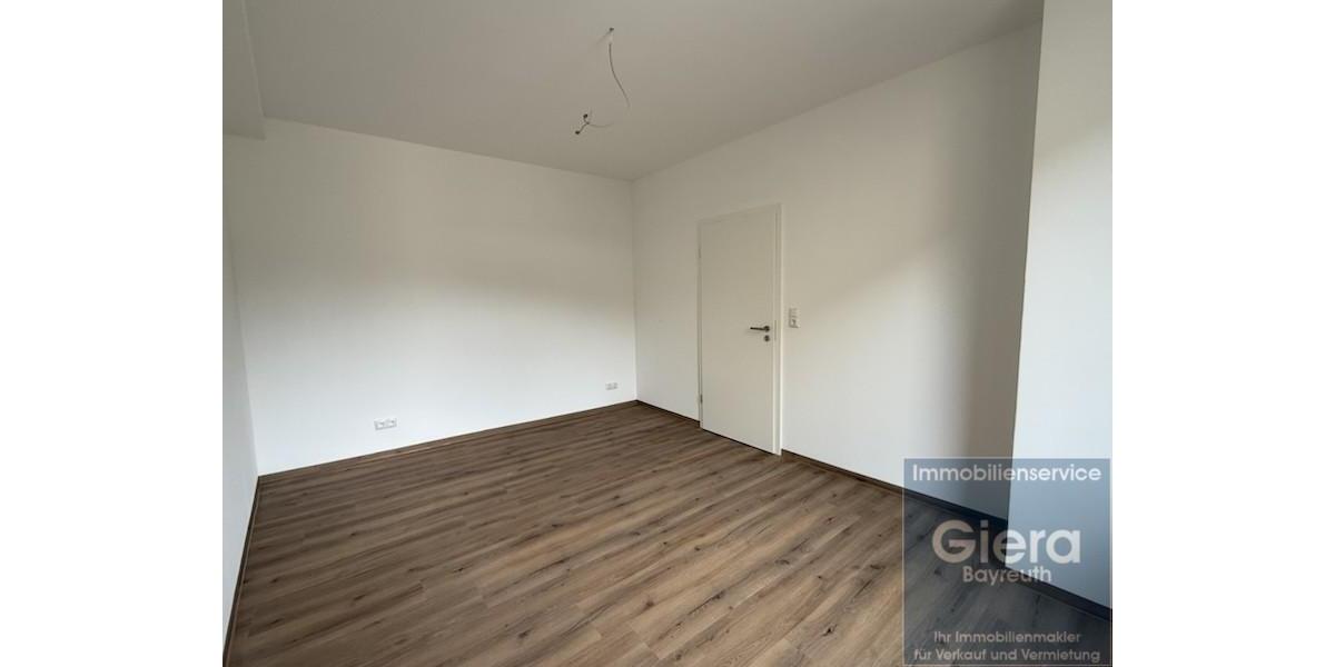 Etagenwohnung Bayreuth City - 1 Zimmer, 15 m&sup2;, 296&euro; | Angebot:26489977