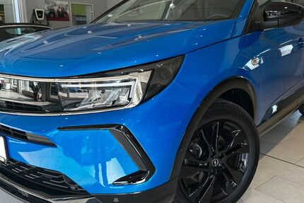 Opel Grandland (X) 37.018 km 18.900 &euro; Werdau 08412