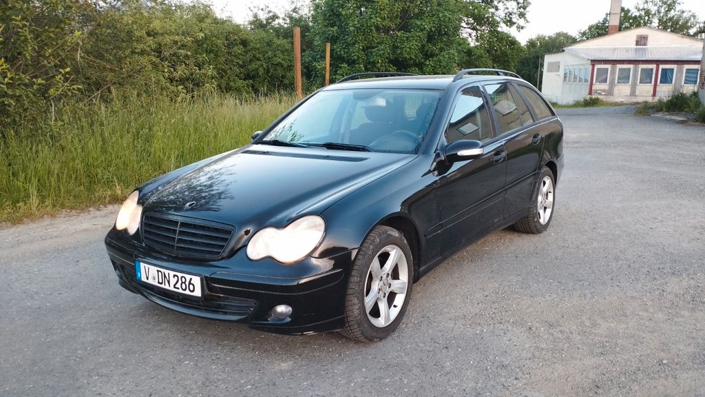 Mercedes-Benz C 180 281.000 km 900 &euro; Pausa 07952