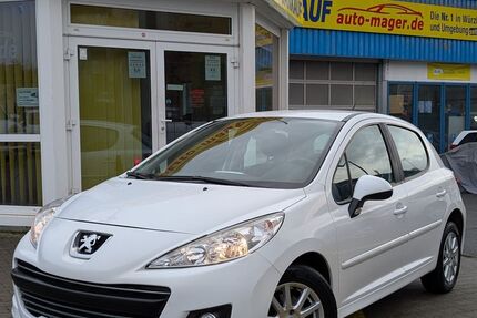Peugeot 207 160.000 km 3.450 € Würzburg 97078