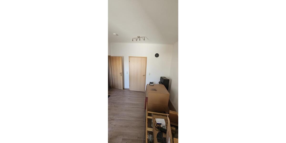 Hochparterre Rathenow - 4 Zimmer, 90 m&sup2;, 625&euro; | Angebot:26341835