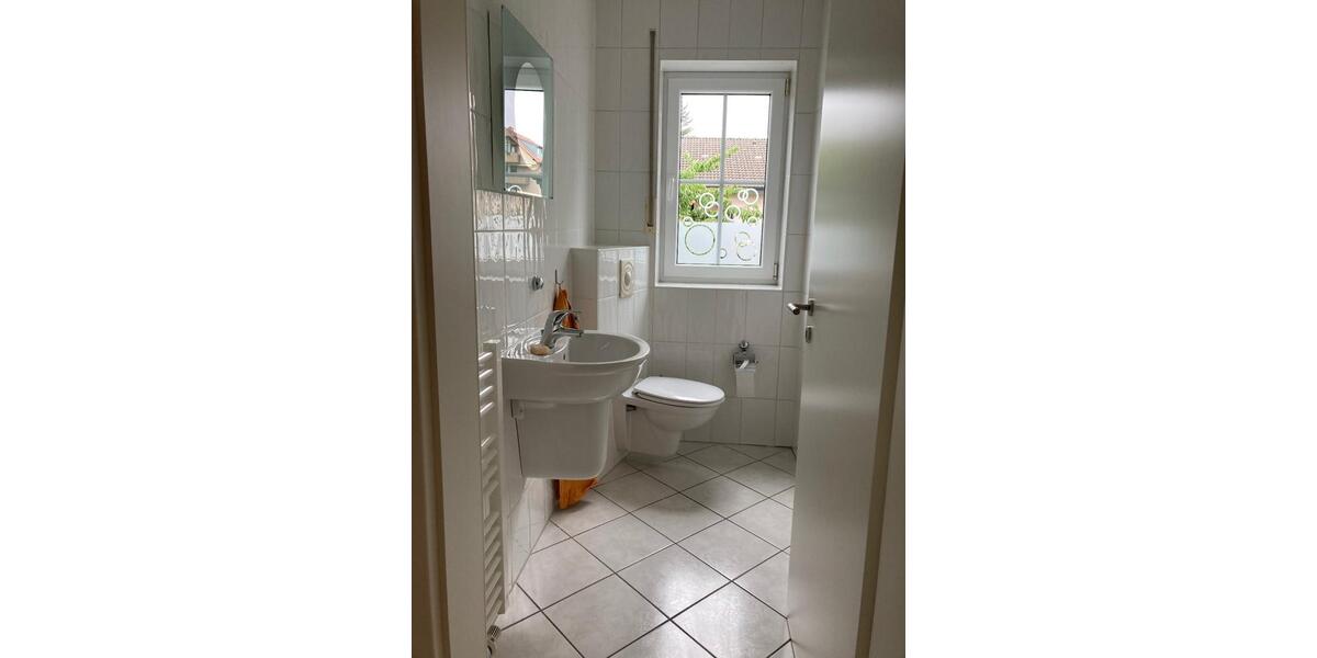 Etagenwohnung Niestetal - 3 Zimmer, 108 m&sup2;, 1.250&euro; | Angebot:25271236