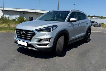 Hyundai TUCSON 116.000 km 14.500 &euro; Schweinfurt 97424