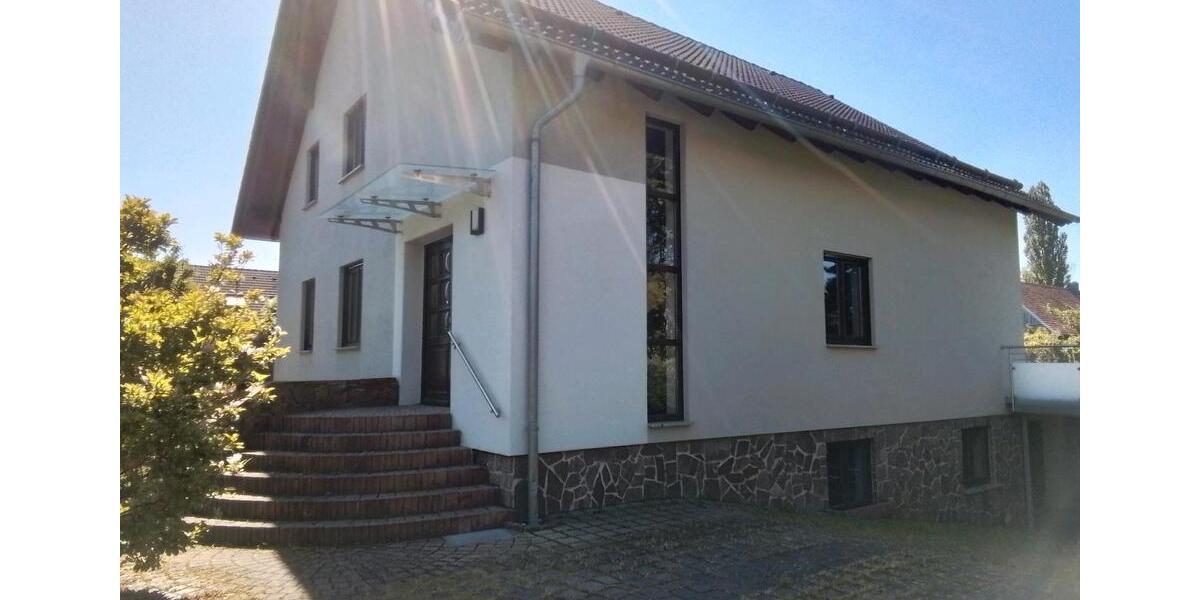 Einfamilienhaus Naunhof - 8 Zimmer, 282 m&sup2;, 620.000&euro; | Angebot:26786742