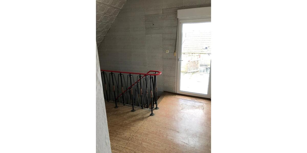 Einfamilienhaus Sömmerda - 7 Zimmer, 130 m&sup2;, 42.900&euro; | Angebot:26414472