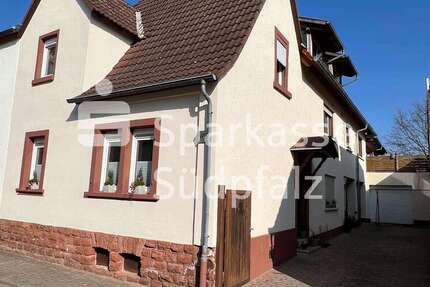 Haus Ottersheim - 9 Zimmer, 262 m&sup2;, 475.000&euro; | Angebot:25860171