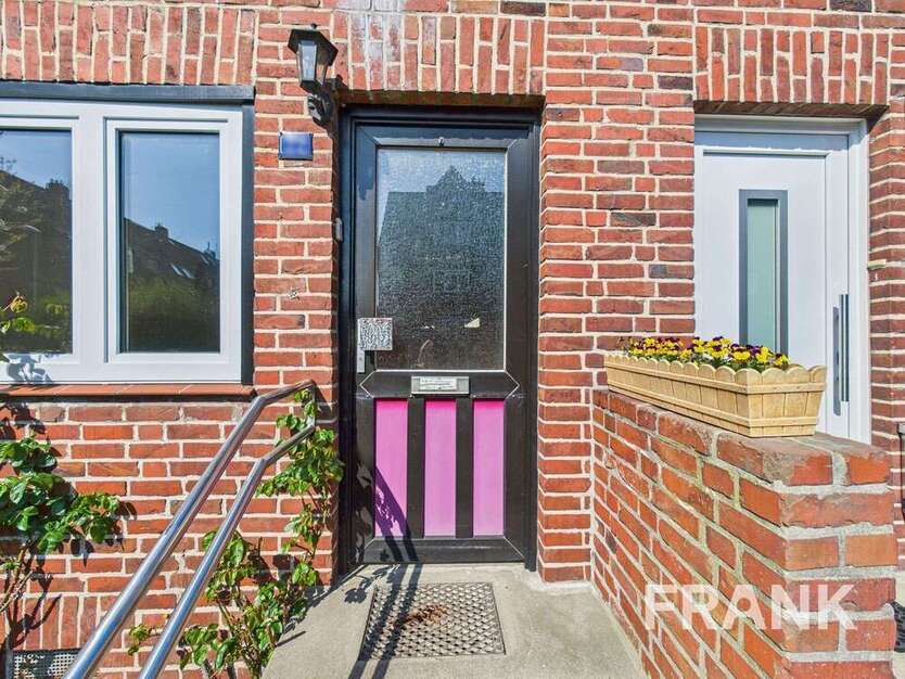 Haus zum Kaufen in Kiel 150.000 € 63 m²