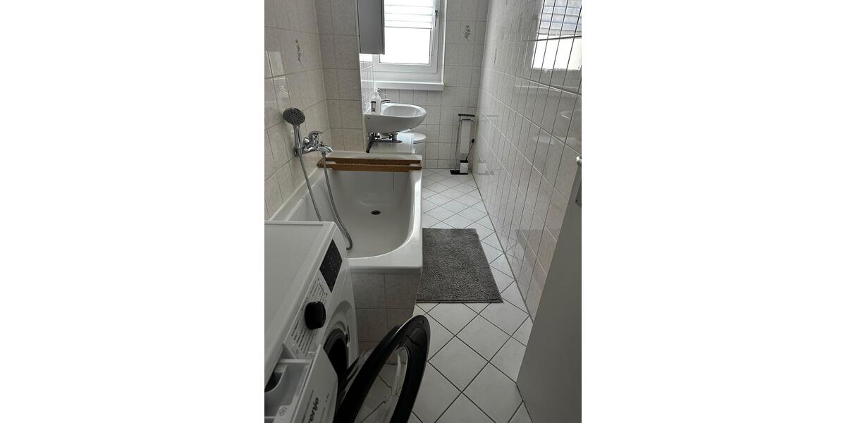 Etagenwohnung Hennigsdorf - 3 Zimmer, 65 m&sup2;, 922&euro; | Angebot:26257753