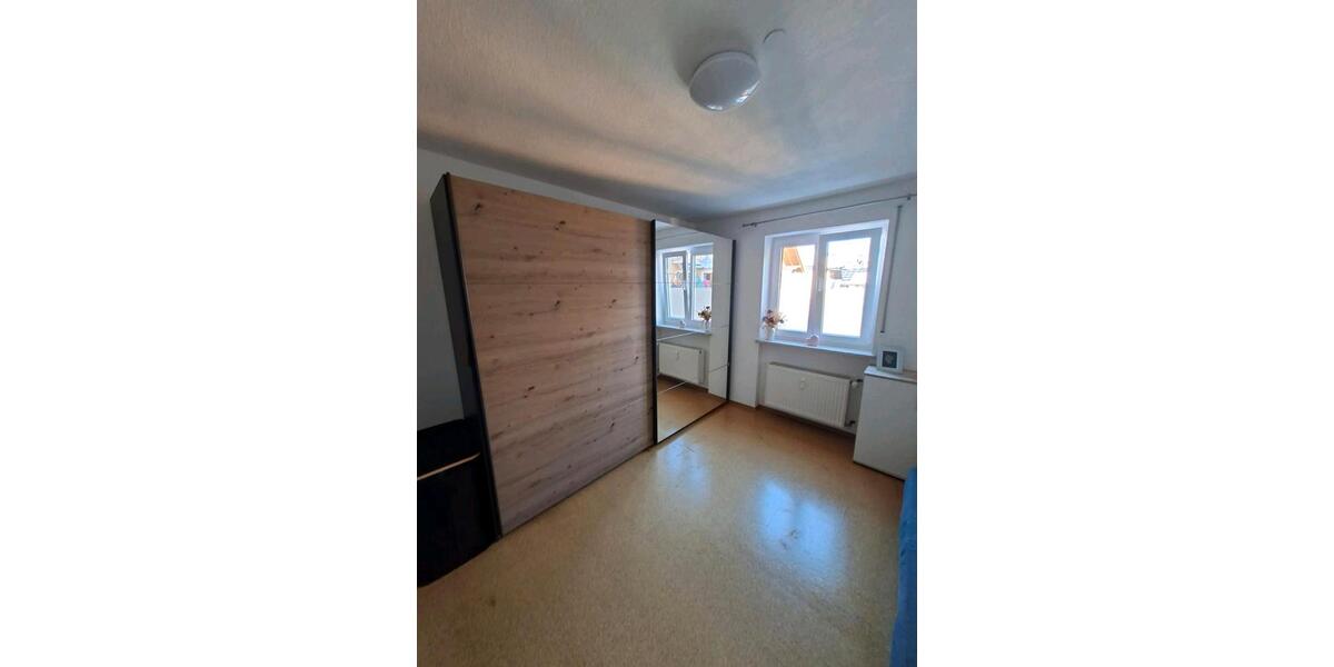 Kurzzeitvermietung (von 01.08.26 - 31.03.2027) 4 zimmer