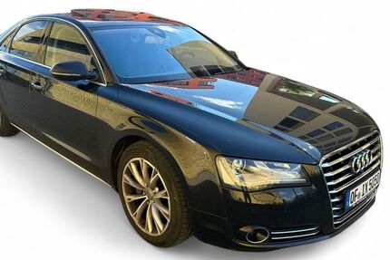 Audi A8 185.000 km 17.900 € Offenbach 63065