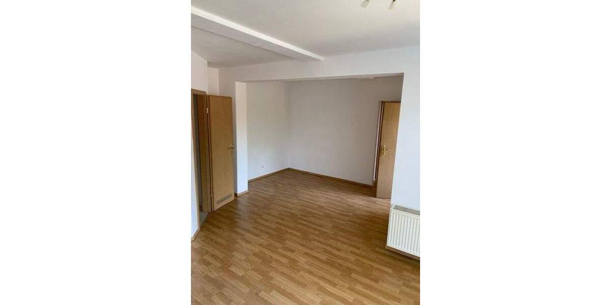 Etagenwohnung Halle (Saale) Radewell-Osendorf - 2 Zimmer, 50 m&sup2;, 400&euro; | Angebot:26433804