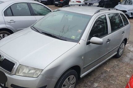 Skoda Fabia 149.069 km 2.500 &euro; München 81379