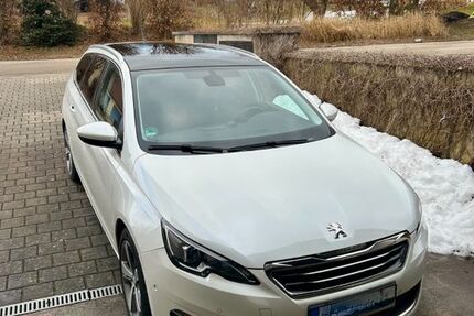 Peugeot 308 104.000 km 12.900 &euro; Erdweg 85253