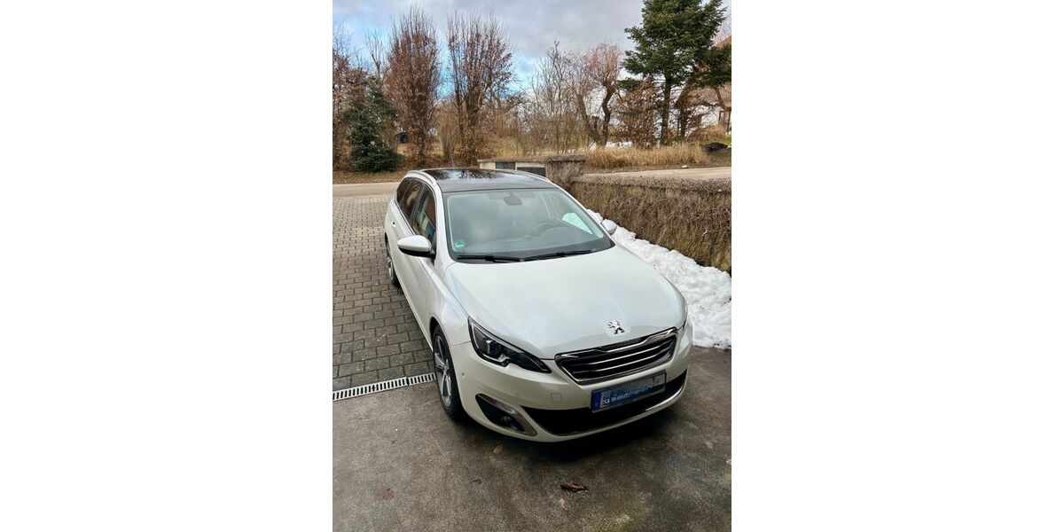 Peugeot 308 104.000 km 12.900 &euro; Erdweg 85253