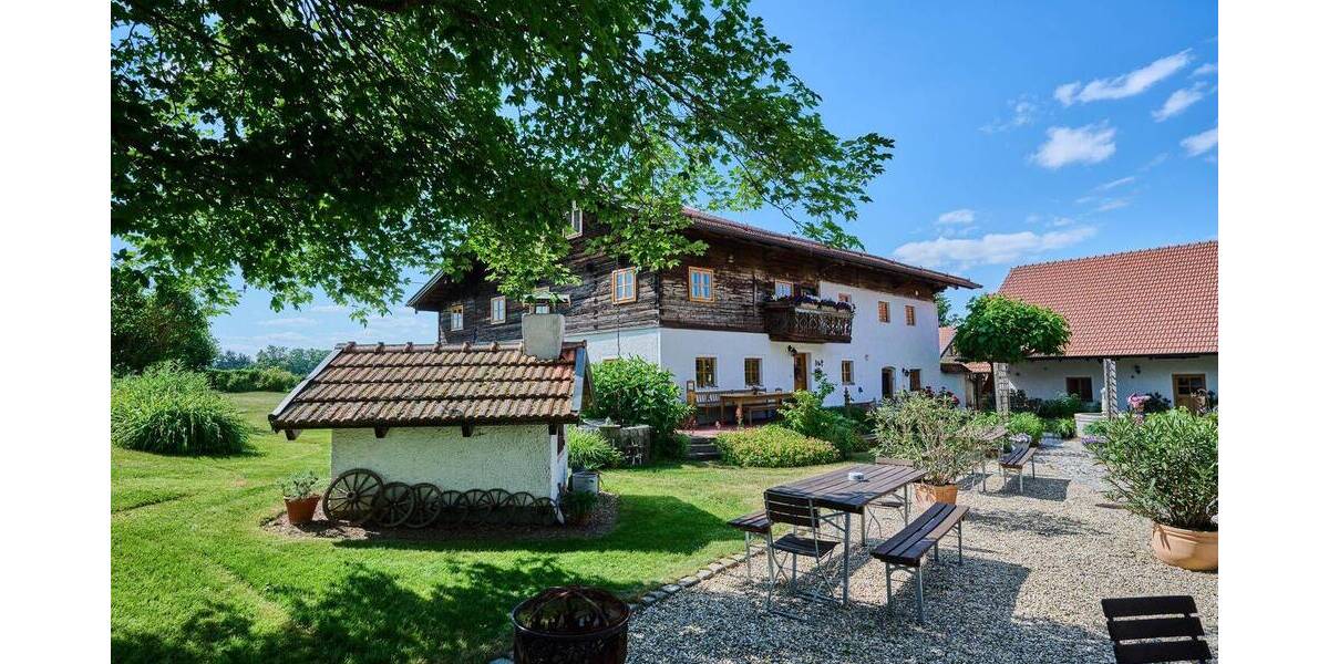 Bauernhaus, Landhaus Landau an der Isar Attenhausen - 2 Zimmer, 2 m&sup2;, 1.749.000&euro; | Angebot:26157405