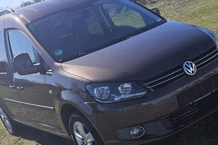 VW Caddy Maxi 124.697 km 12.777 &euro; Eschede 29348