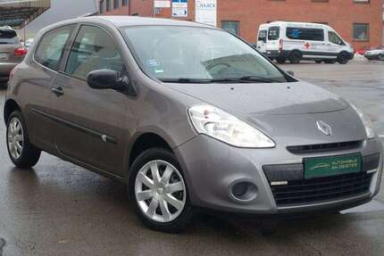 Renault Clio 77.890 km 4.990 &euro; Springe 31832