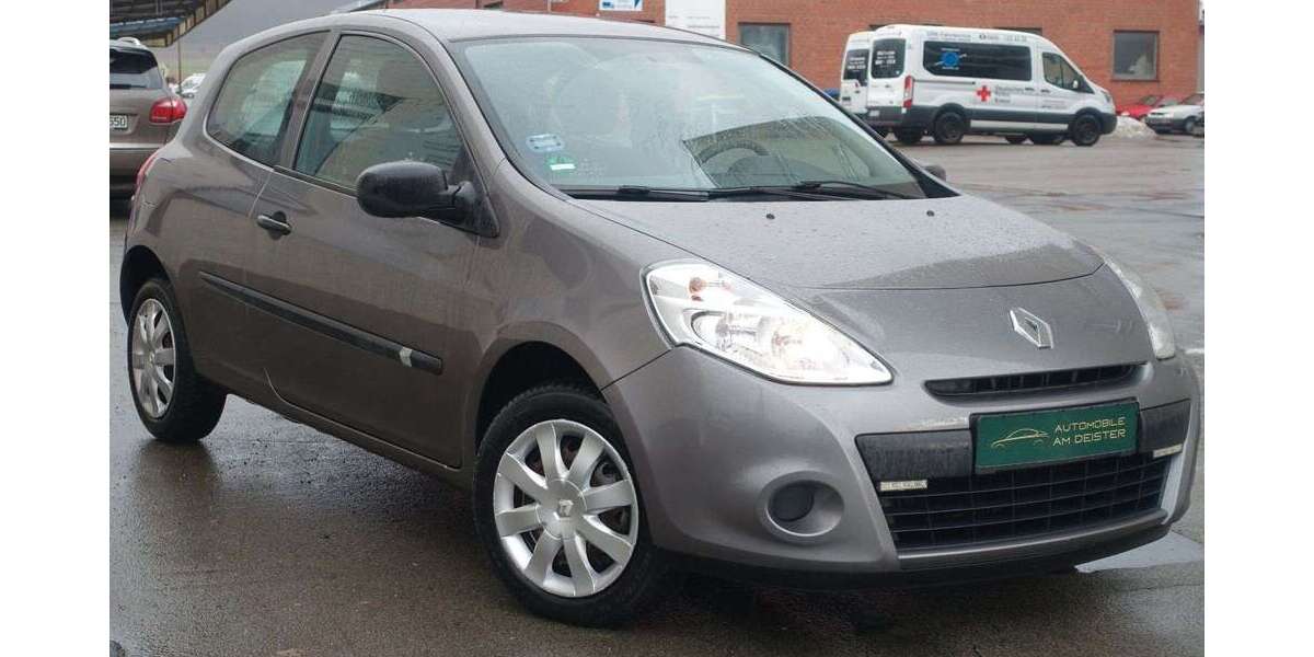 Renault Clio 77.890 km 4.990 &euro; Springe 31832