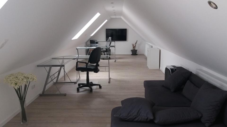 Dachgeschoßwohnung Oranienburg - 1 Zimmer, 35 m&sup2;, 690&euro; | Angebot:25979046