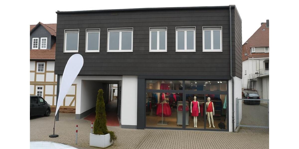 Top Gewerbefläche an Schwalm-Galerie – 110m² 17m Schaufenster zimmer