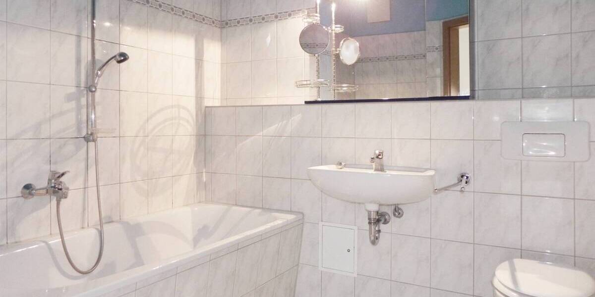 Etagenwohnung Greiz - 1 Zimmer, 236 m&sup2;, 184.000&euro; | Angebot:25678417