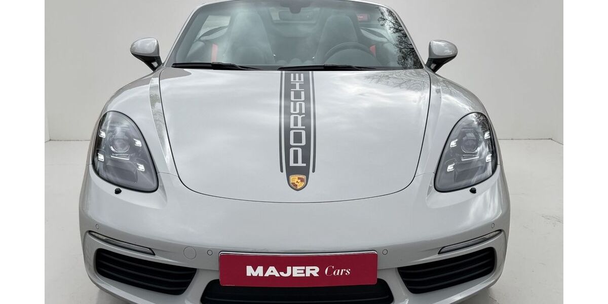 Porsche Boxster 4.600 km 74.718 &euro; Hamburg 22043