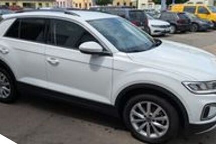 VW T-Roc 14.222 km 24.979 &euro; Limbach-Oberfrohna 09212