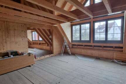 Haus Cadolzburg - 8 Zimmer, 281 m&sup2;, 648.000&euro; | Angebot:7921843