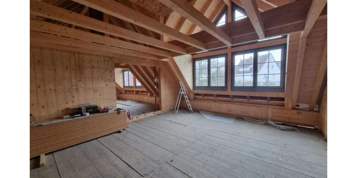 Haus zum Kaufen in Cadolzburg 648.000 € 281 m² 8 zimmer
