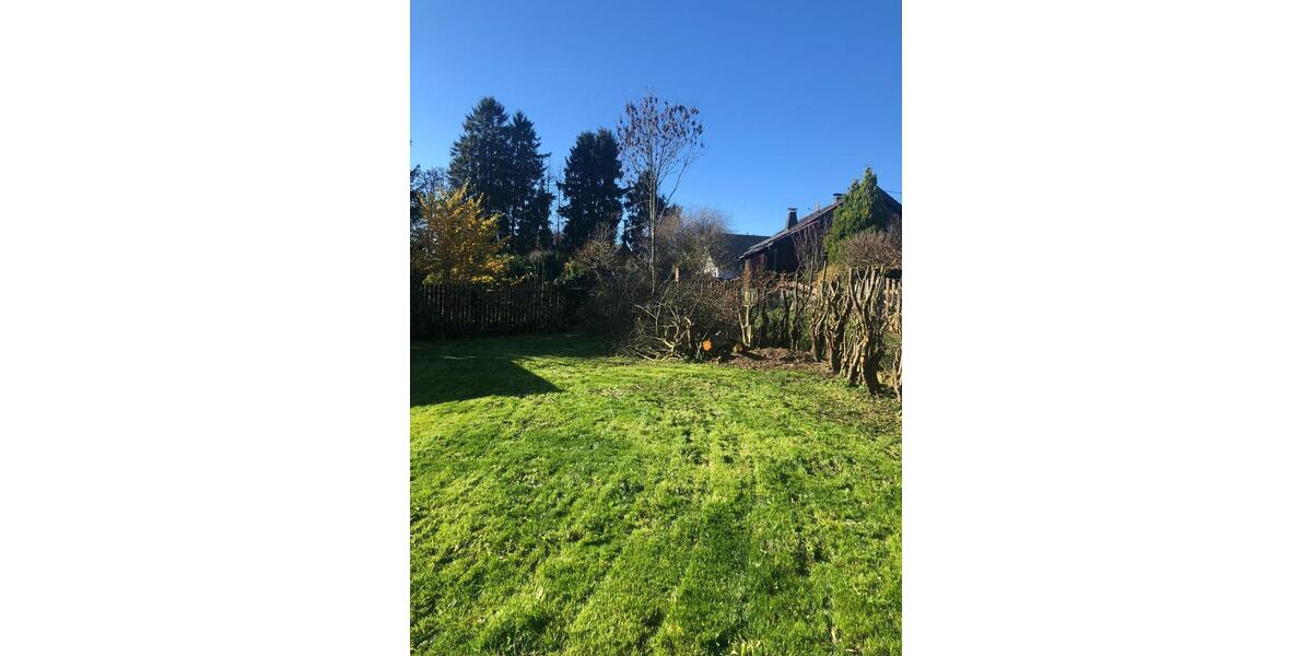 Dachgeschoßwohnung Hellenthal - 3 Zimmer, 104 m&sup2;, 1.248&euro; | Angebot:25959236