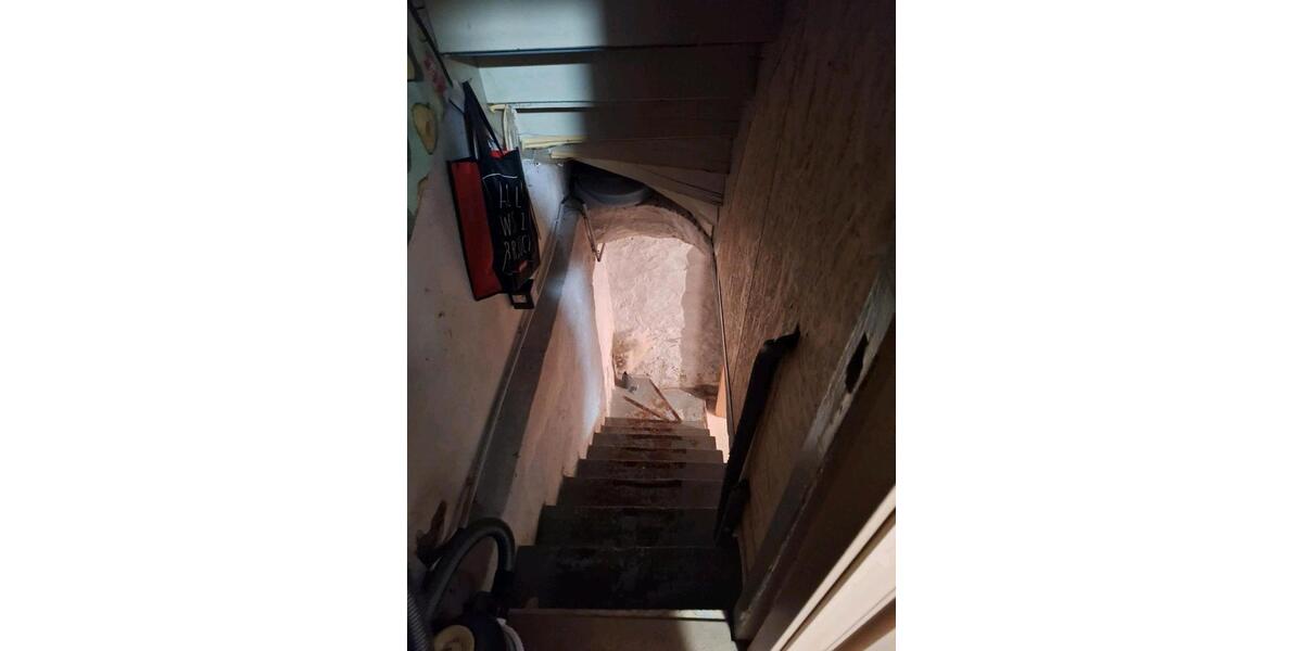 Doppelhaushälte Zentral aber ruhig gelegen 3 zimmer