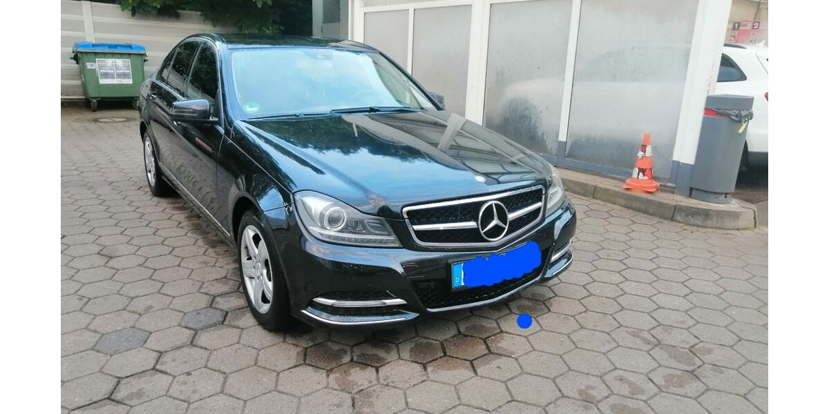 Mercedes-Benz C 250 333.333 km 4.999 &euro; Hamburg 22111