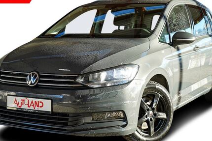 VW Touran 104.458 km 23.990 &euro; Hamburg 22761