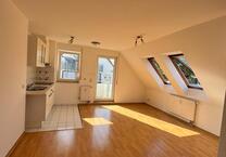 Helle 1-Zi. Whg. mit Balkon - Zentrale Lage Waiblingen