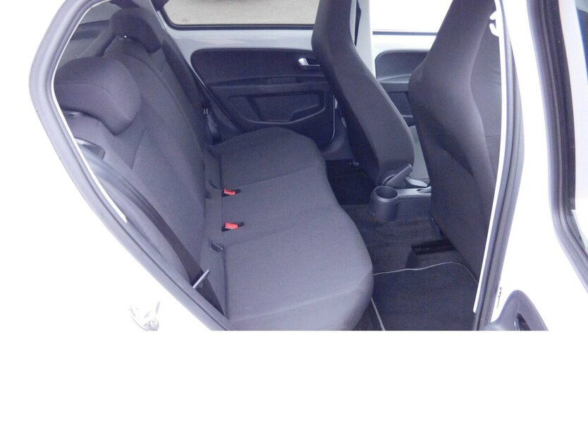 VW up! E-up 1-Gang Move Automatik 4Trg Klima 33.200 km 12.690 € Vordorf 38533