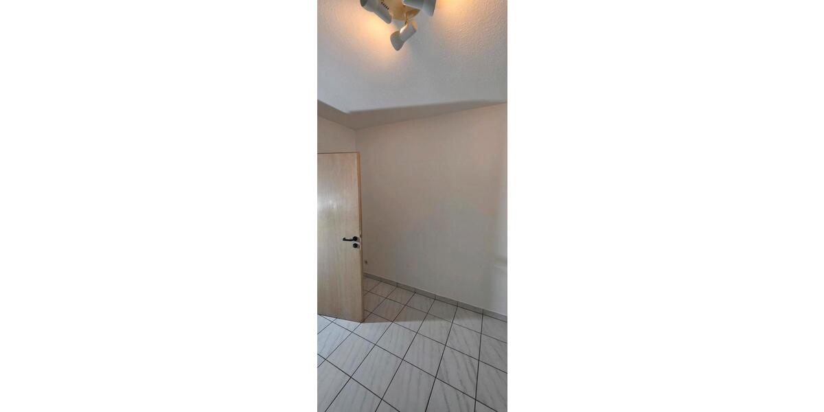 Etagenwohnung Jena - 2 Zimmer, 60 m&sup2;, 550&euro; | Angebot:26522223