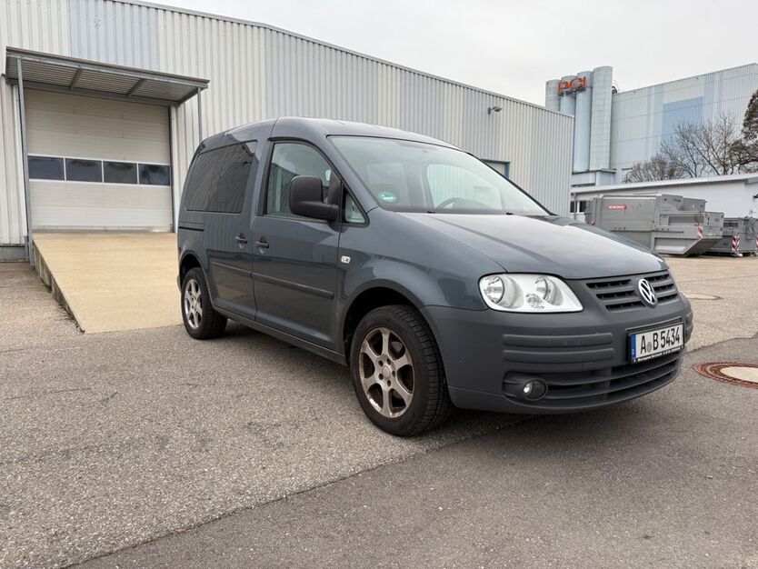 VW Caddy 215.000 km 3.900 € Augsburg 86159