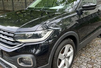 VW T-Cross 148.848 km 13.499 &euro; Berlin 13597