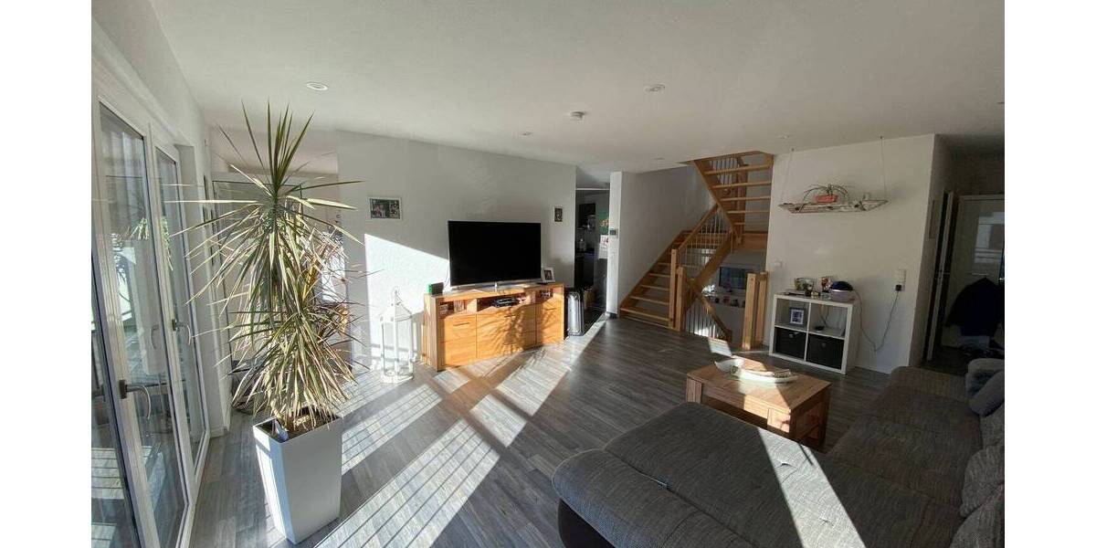 Modernes Einfamilienhaus mit Wohlfühlcharakter in Degerfelden 6 zimmer