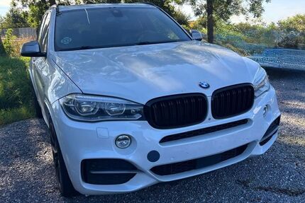 BMW X5 266.700 km 16.999 &euro; Tarp 24963