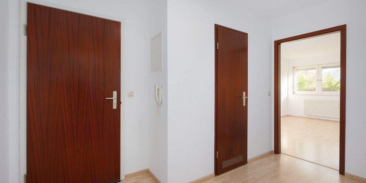 Etagenwohnung Neuenbürg - 2 Zimmer, 68 m&sup2;, 170.000&euro; | Angebot:24860392