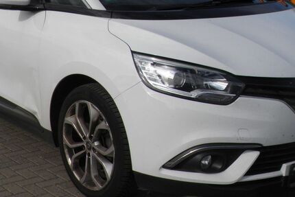 Renault Scenic 156.200 km 4.800 &euro; Södel 61200