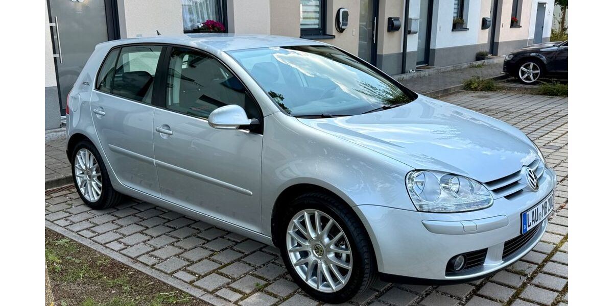 VW Golf 29.850 km 8.990 &euro; Burgthann 90559