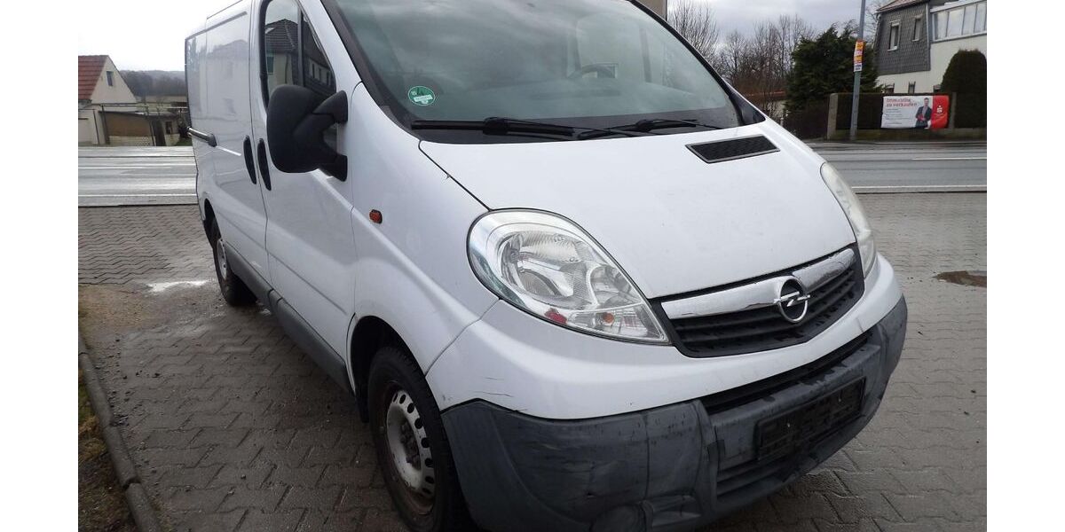 Opel Vivaro 86.000 km 6.999 &euro; Bautzen 02625
