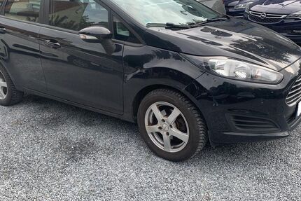 Ford Fiesta 248.000 km 2.999 € Detmold 32758
