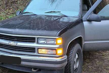 Chevrolet Tahoe 174.879 km 9.250 &euro; Floh-Seligenthal 98593