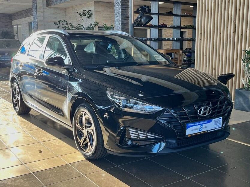 i30