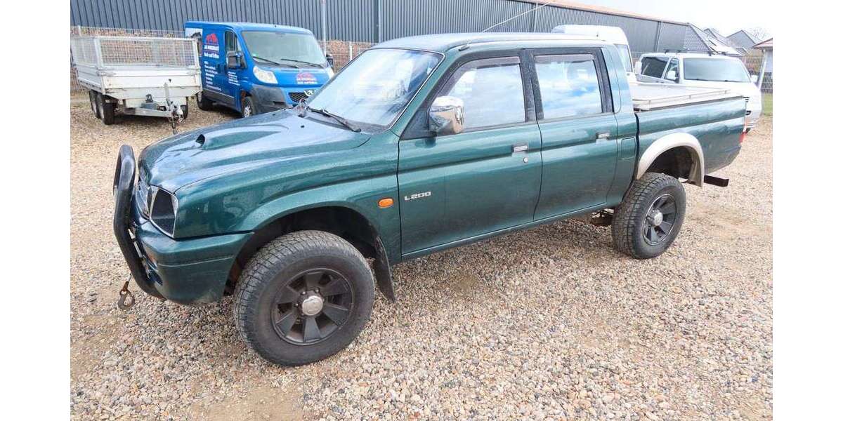 Mitsubishi L200 299.252 km 5.550 &euro; Gross Oesingen 29393